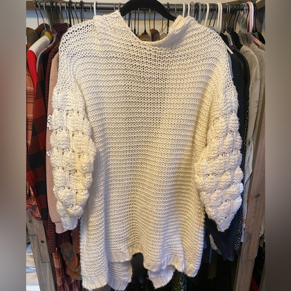 Rare Find! Cream Puff Sleeve Statement Cardigan - Picture 2 of 5